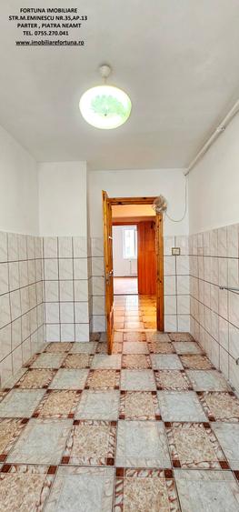 Apartament 3 camere decomandate, etaj 1,cu loc de parcare si boxa, Cl.Romanului - 12