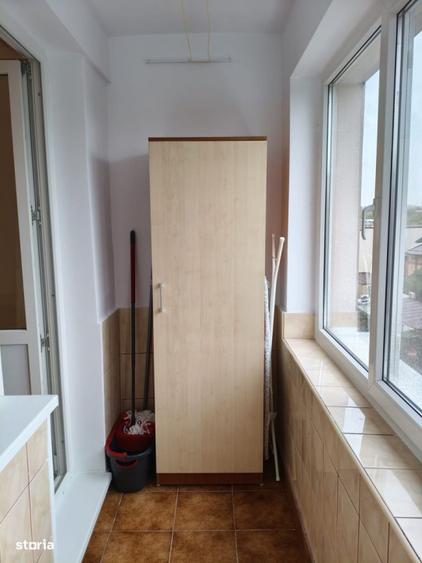 Apartament de 2 camere, decomandat, 50 mp, zona 1 Decembrie 1918 - 11