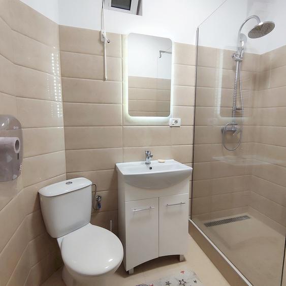 Centrul Istoric - strada Poarta Schei, garsonieră spațioasă. - 8