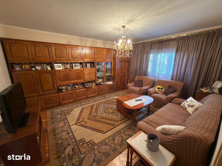 Apartament cu 3 camere în Militari