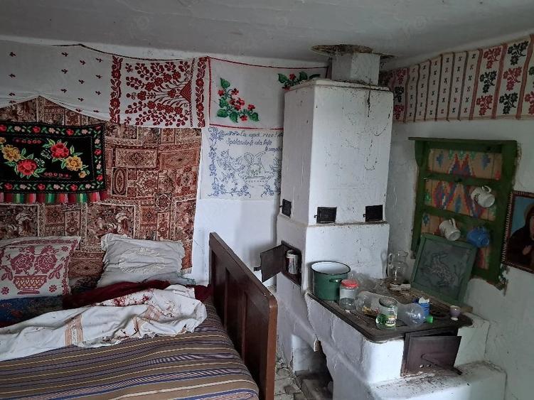 Casă cu Teren 2144 Mp în Văleni-Dâmbovița