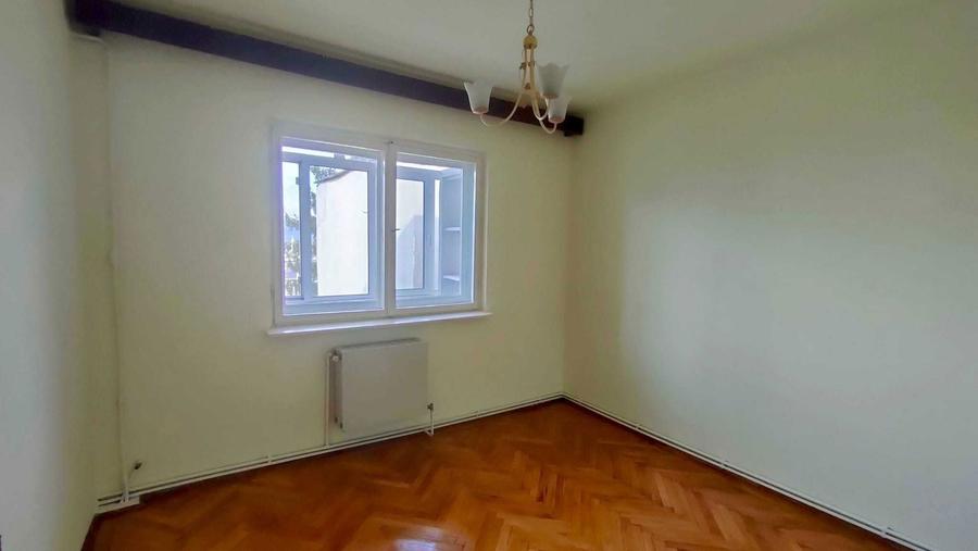 Vand apartament 2 camere, str. Minerului - 1