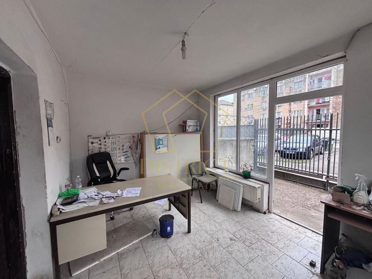 Casa pretabila activitati comerciale, posibilitate mansardare | Ronat - 1