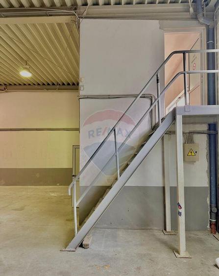 Hala de inchiriat cu birouri in zona Micalaca - 10