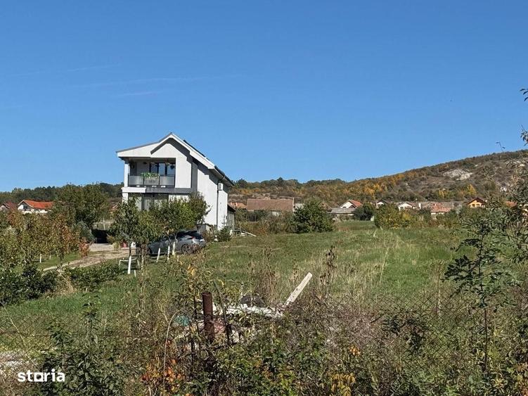 Teren intravilan in localitatea Betfia - 3