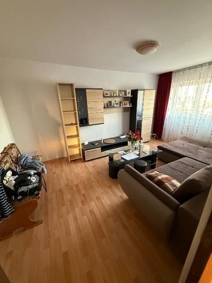 Apartament cu 3 camere și balcon, mobilat, de vânzare în zona La Ciuperca - 6