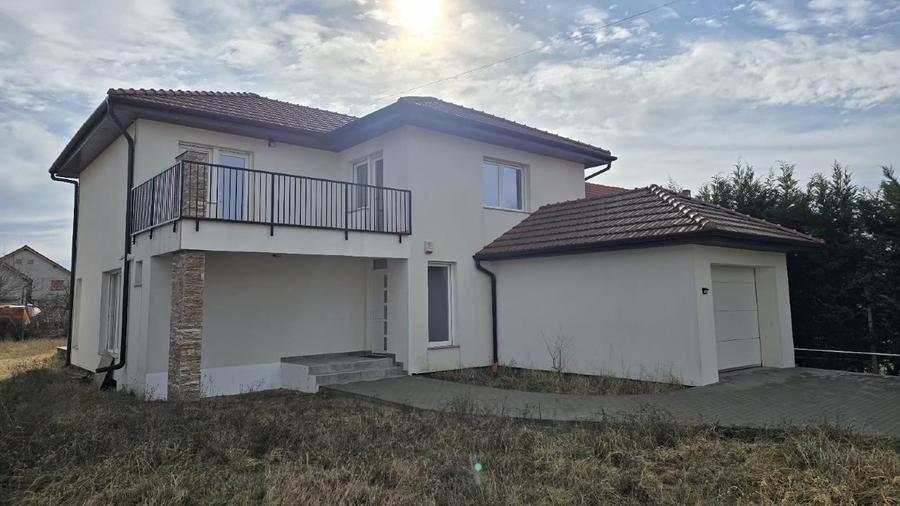 Casă premium în Biharia - 1