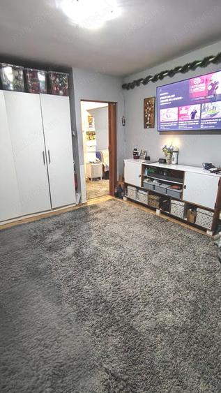 Vand garsoniera Hunedoara - 2