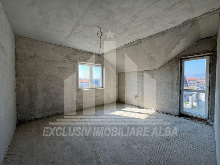 Casa individuala | Semifinisata | 230 mp | 480 mp teren | Partos - 8