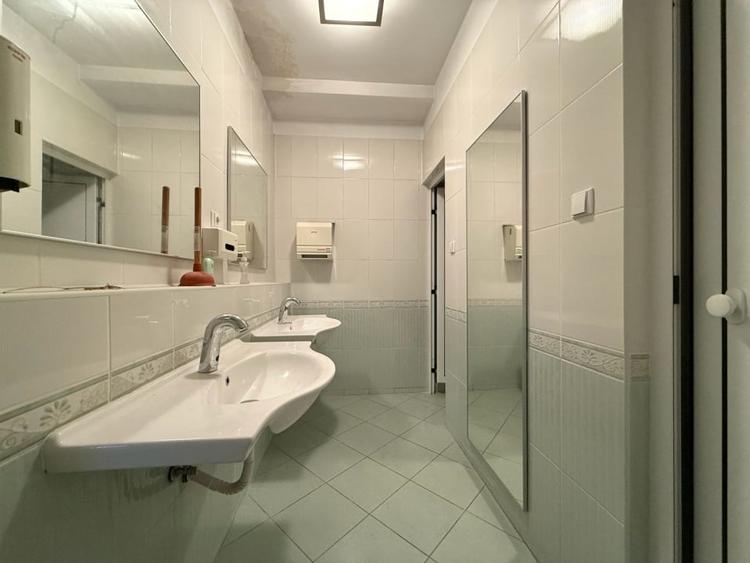 Spatiu alimentatie publica, P+2, zona semicentrala - 17