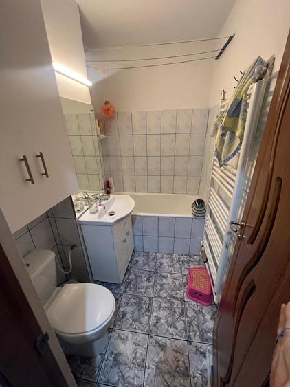 De vânzare – Apartament 3 camere, semi confort I - 5