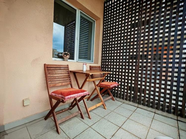 Apartament cu 2 camere semidecomandat, mobilat în Tătărași
