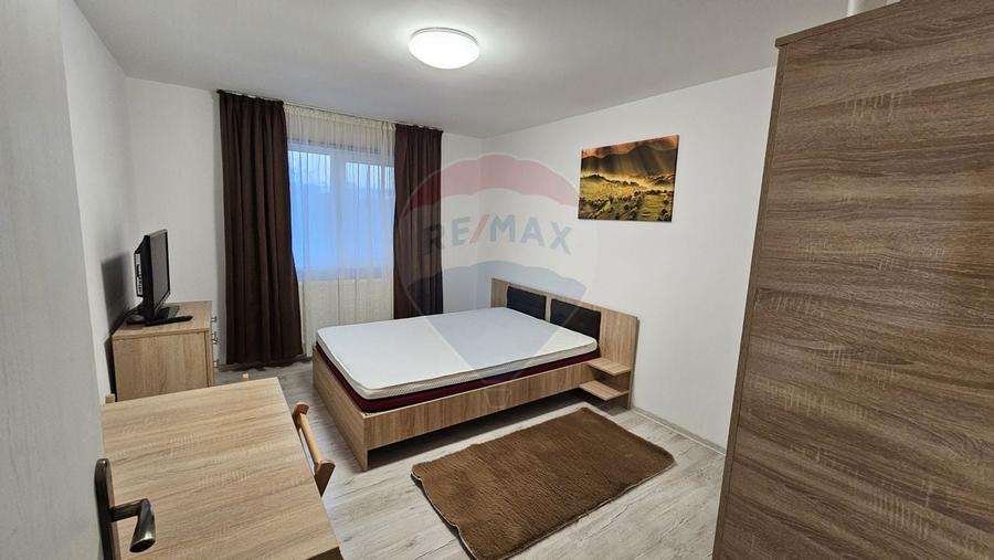 Apartament cu 1 camere de închiriat în zona 1 Mai - 1
