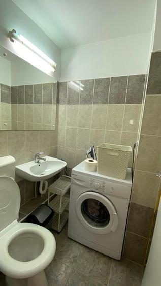 Apartament cu 3 camere decomandat în Plopilor