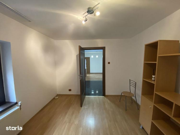 Casa, construita 2004, pre? 120000 zona f buna - 12