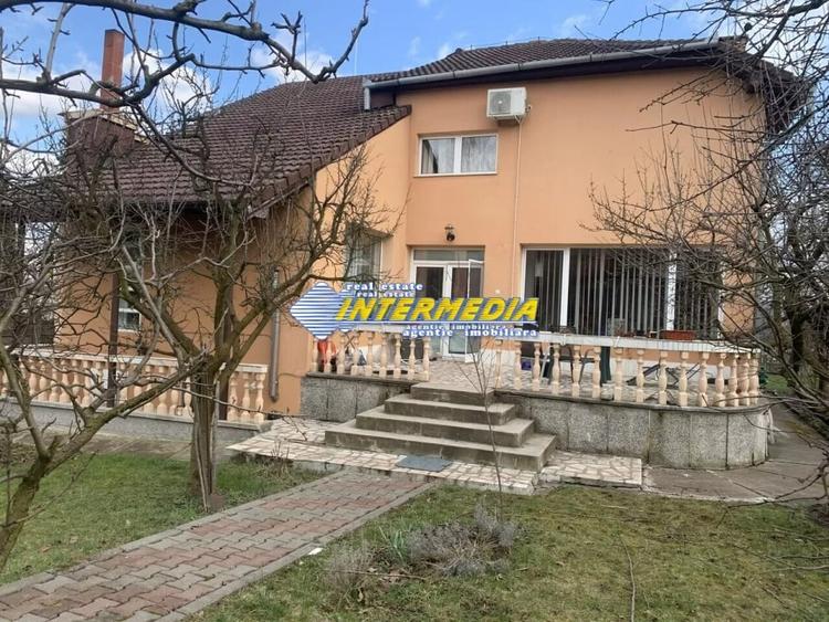 Vanzare Casa S+P+E in Alba Iulia Zona Cetate Skit finisata mobilata teren 800 mp - 1