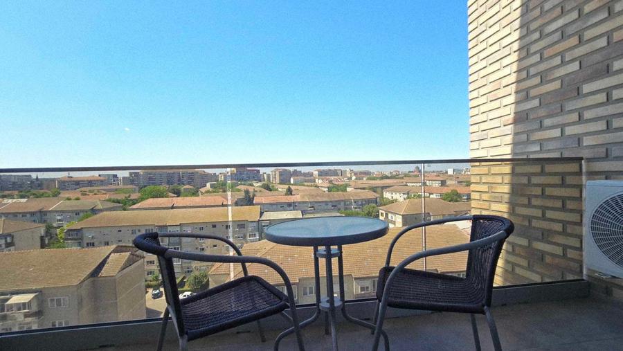 Apartament cu 2 camere nedecomandat în Nufărul