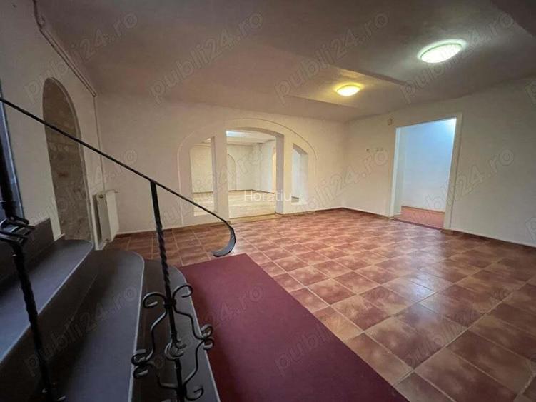 0% comision de la client!In vecinatatea Universitatii de Vest - Politehnica, 4 incaperi