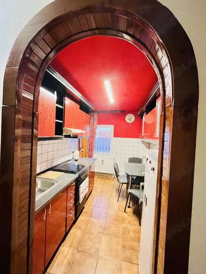 Se vinde apartament 3 camere decomandat zona Alfa, - 1