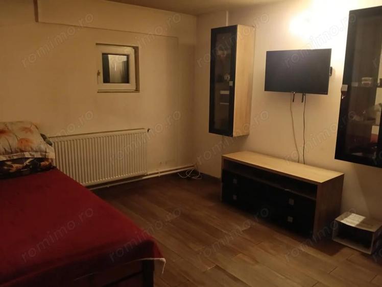 Casa + teren de vanzare - 8