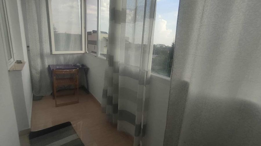 Aparatorii Patriei, Piata Berceni - 10