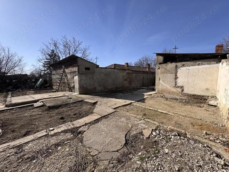 Casa 23 August + Teren 490 Mp - Bld. Nicolae Titulescu - 3