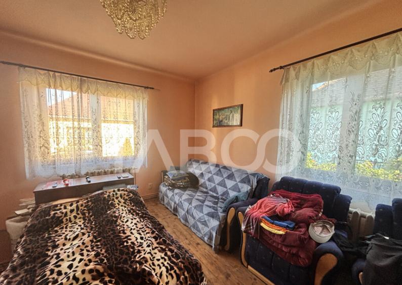 Casa de vanzare cu 3 camere si gradina in zona Turnisor Sibi - 6
