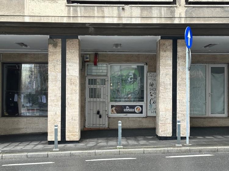 Spatiu Comercial Calea Victoriei 1 Stradal Vad comercial zona intens circulata - 1