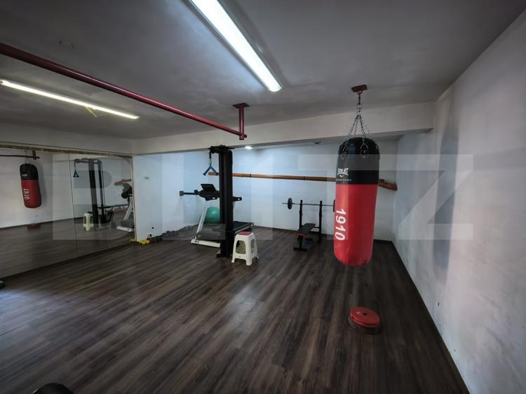 Casa la rosu 4 camere, 169mp, piata Pacurari - 4