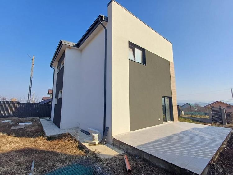 CASA 4 CAMERE, 3 BAI, 130 MP UTILI , GALATA , TVA INCLUS IN PRET !!! - 3