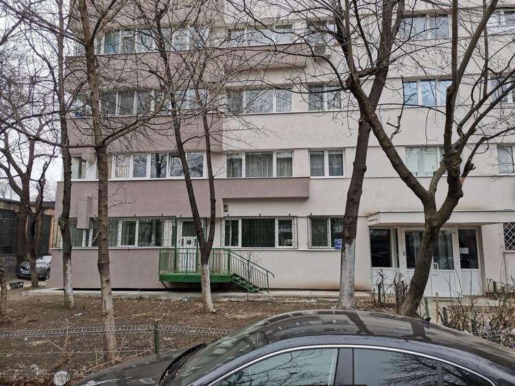 Spatiu Comercial Drumul Taberei cu expunere foarte buna - 1