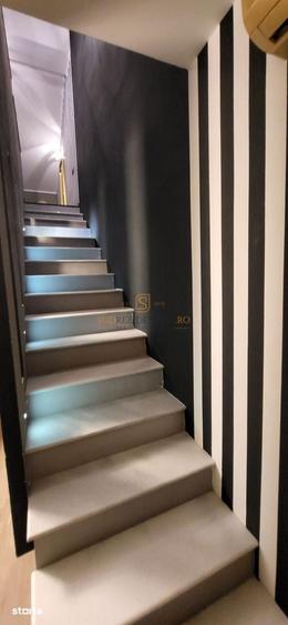 Casă cu 7 camere cu Teren 329 Mp în Dristor