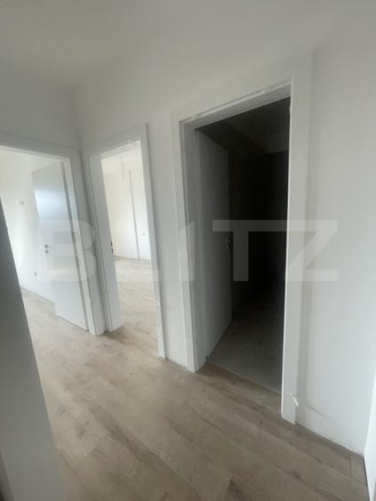 Apartament cu 3 camere decomandat în Independenței