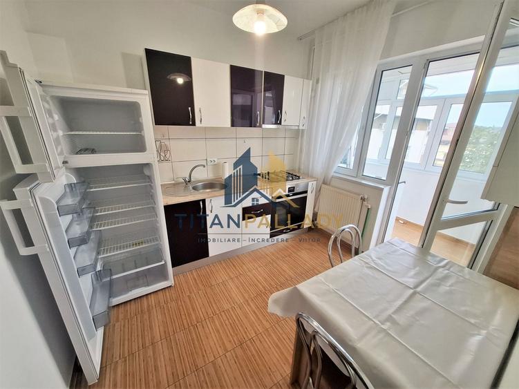 Apartament cu 2 camere decomandat în Berceni