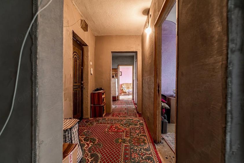 Apartament cu 4 camere decomandat în Micălaca
