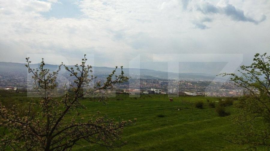 Teren Construcții extravilan de 8310 mp, în Dâmbul Rotund