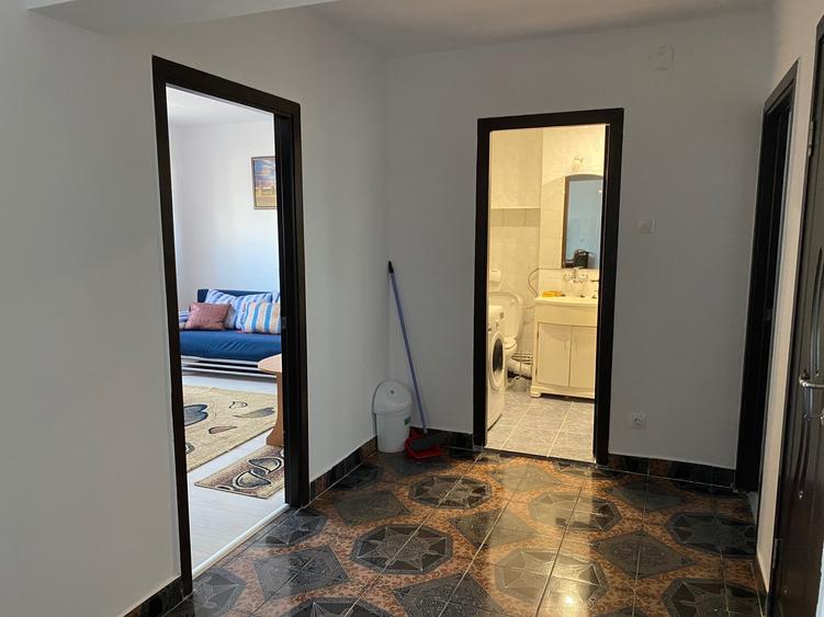 Apartament cu 2 camere decomandat în Mărăști