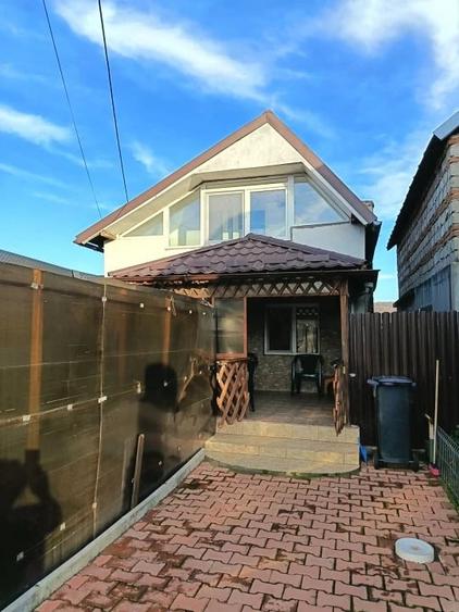 Casă cu 3 camere cu Teren 161 Mp în Mărăcineni