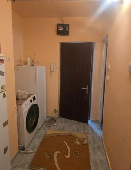 Garsonieră decomandată, mobilată în Pantelimon