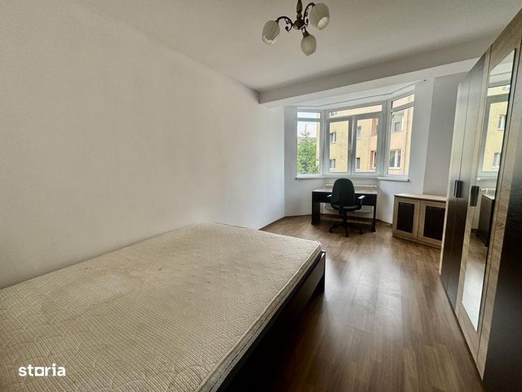Apartament cu 3 camere decomandat în Mărăști