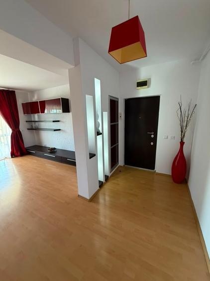 Apartament cu 3 camere decomandat în Nord