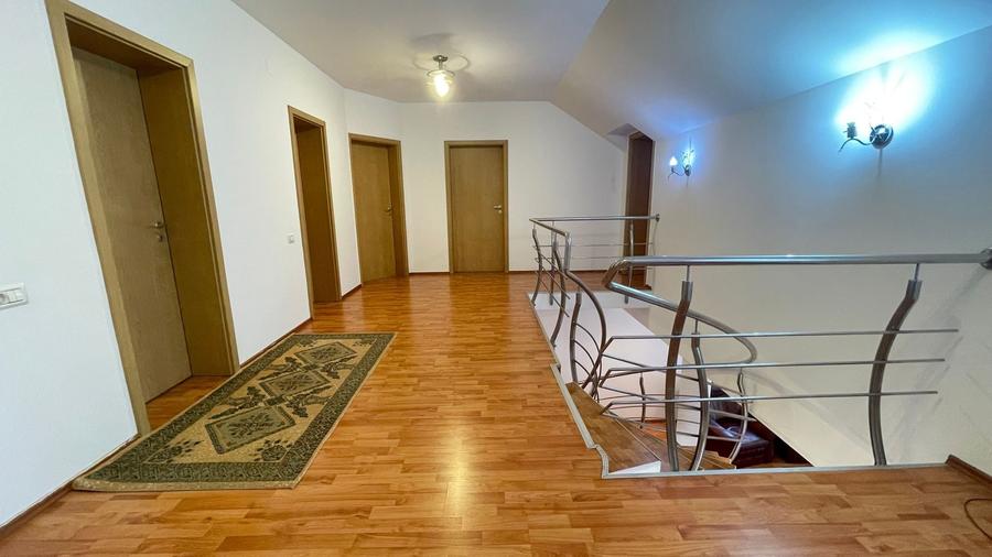 Casă individuală cu 4 camere cu Canalizare în Mircea cel Bătrân