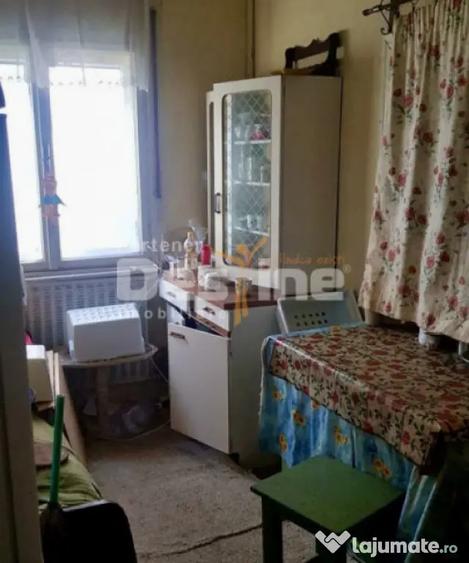 Casă cu 3 camere cu Teren 720 Mp în Simeria