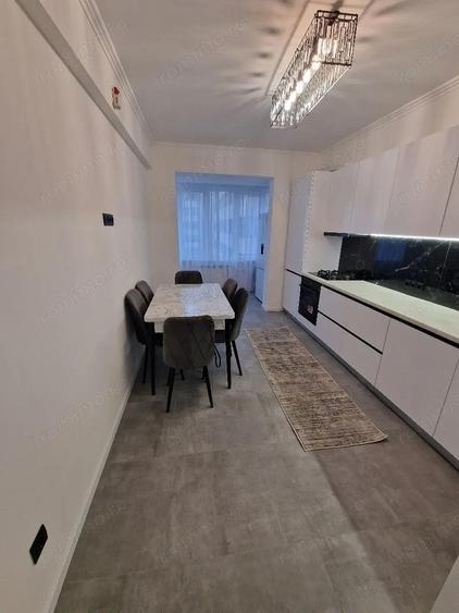 Apartament cu 2 camere de vanzare in zona Eoii Revolutiei - 3