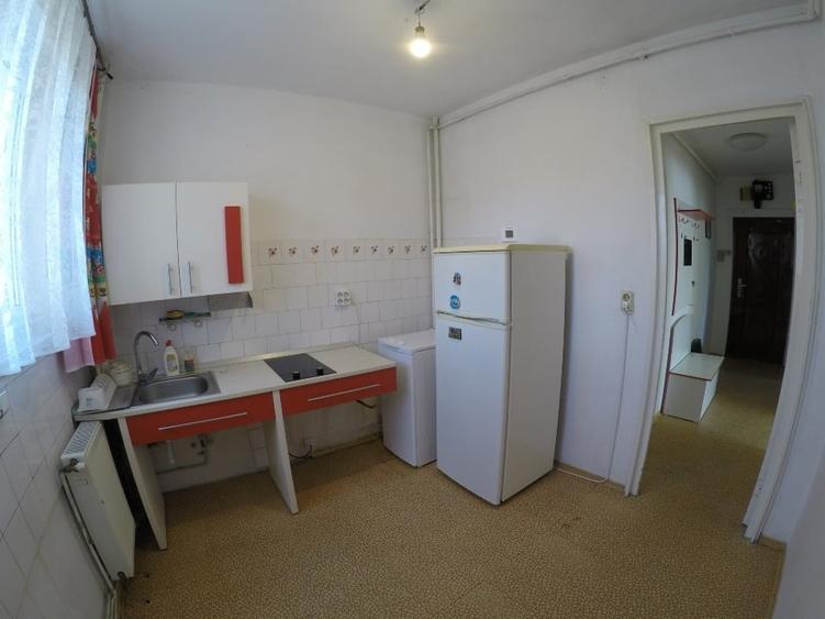 Apartament 3 camere luminos, orientare sudică – Bulevardul Griviței, Brașov - 4