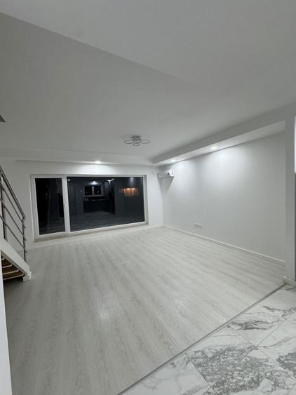 Vila Noua 3 camere cu Mansarda Cosmopolis - 6