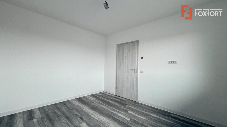 COMISION 0% Duplex cu 4 camere de vanzare si teren de 270 mp - zona Sacalaz - 11