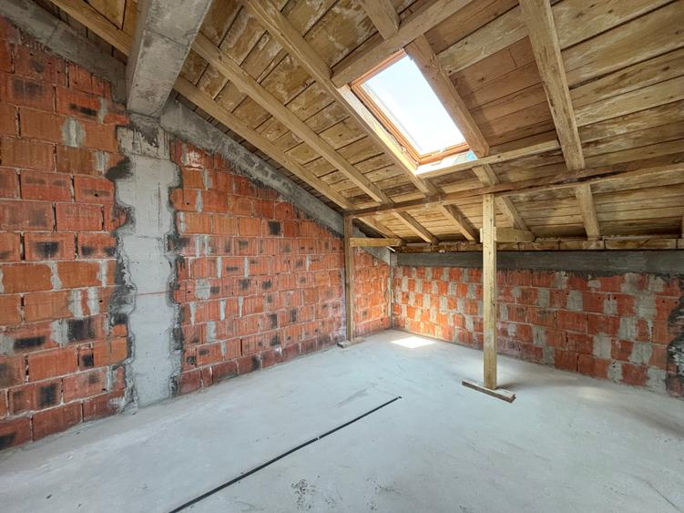 Eroii Revolutiei - Str. Tiparnitei- Comision 0- parcare bonus- loc joaca - 17