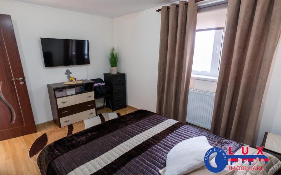 ID 6677 Casa LA CHEIE - DE VANZARE - 1