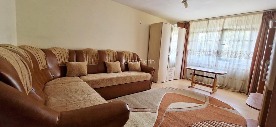 Apartament 2 camere, decomandat, 52 mp, Cug Apartament 2 camere, decomandat, 52 mp, Cug